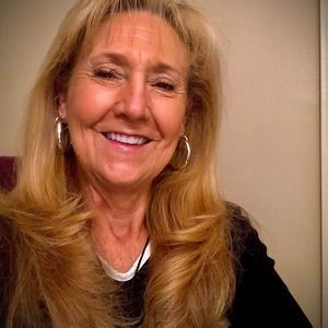 Meet your Posher, Renee